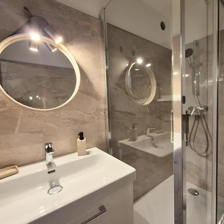 Apartment Appartement Lumineux Avec Vue Sur Le Port, Plage A 10 Min A Pied - Proche Tout Commerces