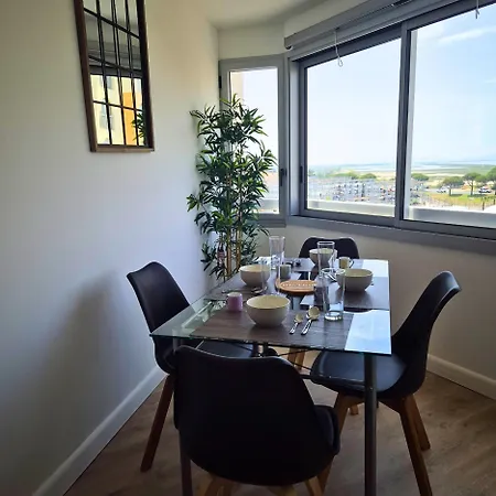 Appartement Lumineux Avec Vue Sur Le Port, Plage A 10 Min A Pied - Proche Tout Commerces